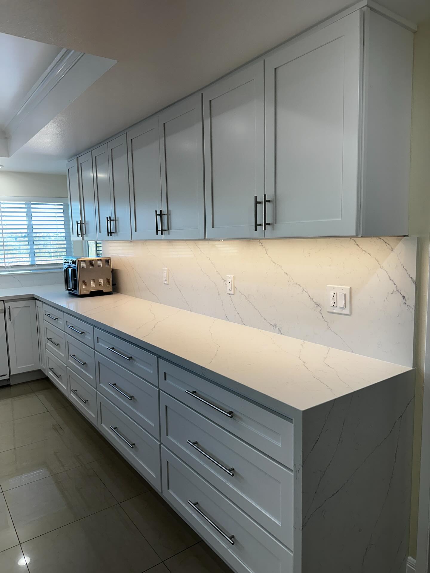 Quartz countertop detail from Bena Builders Instagram